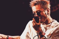 渣男田中圣被爆开房不付钱 还向女方要生活费