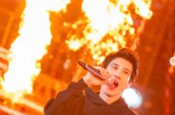 王力宏换手机号码躲李靓蕾怎么回事