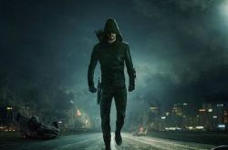 奥斯汀巴特勒绿箭侠中扮演谁？ 第三季中引入了闪电侠角色 