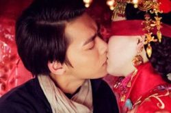 李易峰唐嫣活色生香吻戏剧照好香艳 国民校草感情生活成热点 