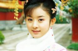 新还珠格格晴儿扮演者是谁？ 赵丽颖甜美出场赢得好评 