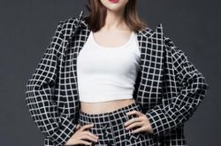 还珠格格香妃扮演者麦迪娜性感大热 重塑含香与蝶共舞 