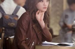 韩国女神娜娜图片漂亮 饰演双性恋角色没有压力 