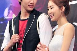 仁显王后的男人结局男女主角再相遇 池贤宇示爱刘仁娜 