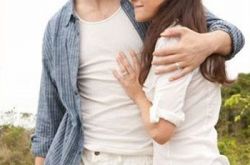 暮光之城4剧照曝光 甜蜜蜜月羡煞粉丝 