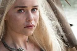 权力的游戏龙女图片欣赏 第六季龙母大尺度回归 