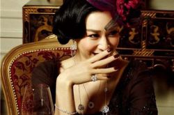 钟丽缇娘晚吻戏床戏引争议 电影艳震亚洲票房大卖 