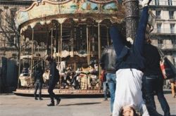 陈意涵倒立照长腿逆天 《闺蜜2》单挑黑帮或约会泰森 