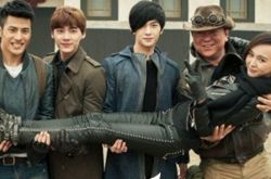 杨洋和唐嫣的电视剧盗墓笔记出炉 杀青现场杨洋等人抢抱唐嫣 