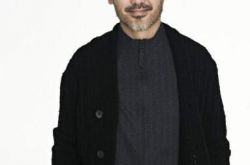 温柔的背后吴秀波照片显斯文 其最新剧情简介 