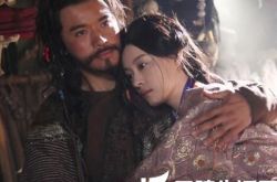 芈月传芈横的扮演者是谁？ 芈月喜欢的人是黄歇吗？ 