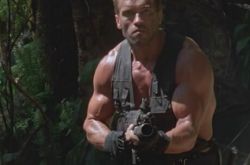 施瓦辛格电影铁血战士情节惊险刺激 看男神能否击败外星生物 