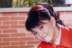 李湘电视剧佛跳墙倾情出演 与夏雨屋顶谈情险出意外 