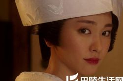 黎明的沙耶主题曲 在黎明，向黑夜和一切苦痛的往事说再见 