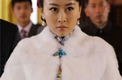 毛俊杰苍狼旗袍剧照美翻 女主牺牲引爆泪点 