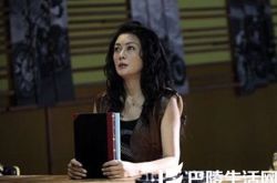 明若晓溪里面的校长图片 记者惊呼本人比照片年轻多了 