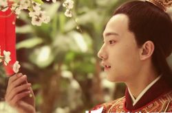 欣赏贾宝玉杨洋剧照 了解其入选该角色的艰难过程 