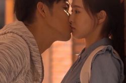 何以笙箫默吻戏集锦 何以琛霸道温柔引追捧 