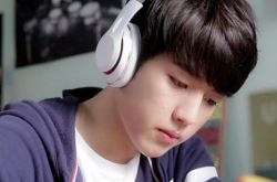 《高中：爱》李成烈南优贤照片帅气十足 谁才是李瑟菲的最爱 