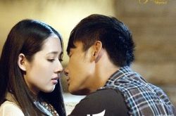 郭碧婷假如没有你床照疑曝光  一丝不挂十分诱惑 