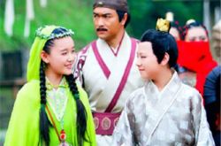 蒋依依杨颖云中歌化身美人 一身绿衫萌化众人眼球 