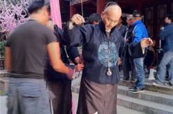 黄文豪《赏金猎人》照片集锦 与江铠同首演父女 