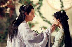 《花千骨》霍建华李纯牵手 颠覆三观的画面引关注 