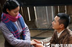 袁姗姗何晟铭同台搭档 荧屏情侣形象再度升级 