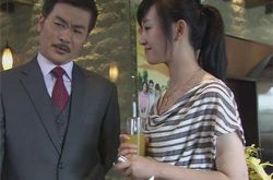 张檬夏家三千金图片集锦 戚薇拍戏撞得鼻青脸肿 