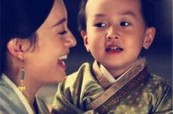 张浩庭芈月传剧照萌翻观众 旅行小达人首选“星空侠” 