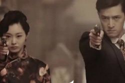 胡歌新闻发布会现场 明丽组合首次合演战时爱情 