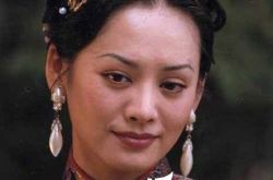 红河谷宁静唱的歌叫什么 片中静静不幸成了祭品 