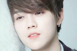 鹿晗演过的电视剧主角《择天记》 首次触电感情戏 