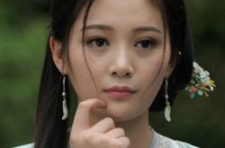 演员邓琳演过的电视剧《调皮王妃》 创造多项电视剧之“最” 