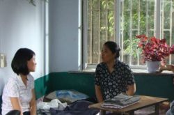 电视剧阳光路上演员表介绍　柳春香的生猪养殖社开成功了吗 