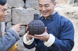 战斗片打鬼子电影搞笑的有哪些？ 这三部剧震撼搞笑毁三观！ 