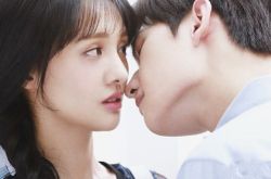 扒底杨洋和女朋友接吻图片 芦苇微微一笑奈何上演甜蜜爱情 