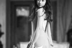 鬼鬼吴映洁演的电视剧介绍 第一次尝试年代戏受网友热议 