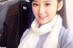 铁在烧杨清图片清纯靓丽 曝曾翻烂剧本 