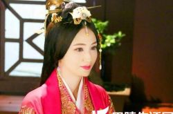 蓝燕古装写真 变身《重耳传》太子妃 