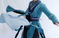 星月神话电视剧第一集剧情介绍  成龙钦点胡歌担任男主 