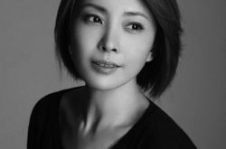 张博刘威葳吻戏尺度大 《坐88路车回家》大胆上演姐弟恋 