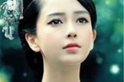 绿罗裙杨颖歌曲出炉 她填词片尾曲遭调侃！ 