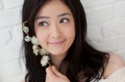 蒋欣照片大全美丽性感 蒋欣新剧《二胎》饰演凤凰女 