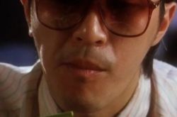 90年代搞笑香港电影《食神》 星爷学绝世厨艺重夺食神之位 