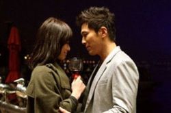 电视剧金玉满堂主题曲叫什么 穆婷婷深夜淋雨赶拍 