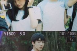 《我的少年时代》路透新照曝出 王俊凯宋祖儿同框出镜 