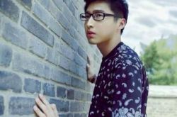 类似爱情插曲唯美勾勒同性之爱  陈鹏突破尺度诠释刻骨之恋 