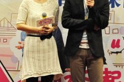 陈思斯和赵正阳结婚了 《青春期撞上更年期2》火热播出 