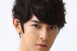 汪东城电视剧《镇魂街》开机 破壁男神称霸一条街 